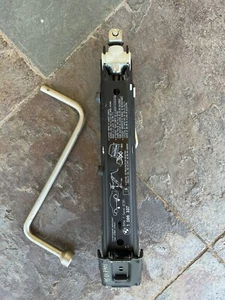 1996-2001 BMW E38 7 Serie  740I 740IL  Tire Jack and Wrench OEM - Picture 1 of 5