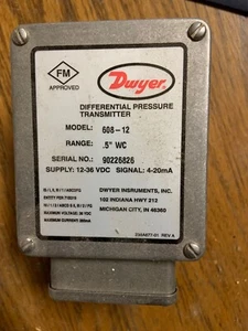 DWYER DIFFERENTIAL PRESSURE TRANSMITTER608-12 /60812 (BRAND NEW) - Picture 1 of 3