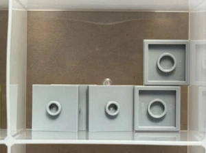 LEGO Parts - Light Bluish Gray Plate 2 x 2 1 Stud in Center - No 87580 - QTY 5 - Picture 1 of 1