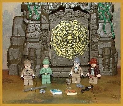 Lego Indiana Jones Mini Figure Lot with Extras - Image 1 of 2