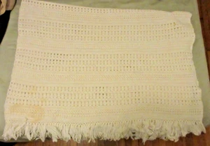 VINTAGE Handmade Crochet Small White Wool Afghan Throw Blanket w/ Fringe - Picture 1 of 7