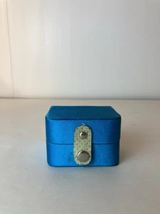 Piccolo portagioie blu senza marchio vedi descrizione - Foto 1 di 10
