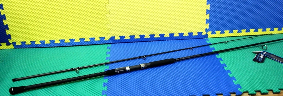 Okuma Rockaway Surf Saltwater Spinning Rod 10' Length 2pc 12-25 LB Line Rate 1