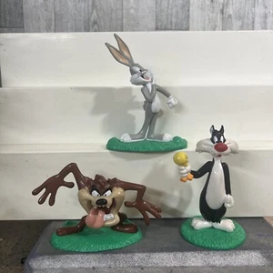 Looney Tunes Figures Warner Bros Bugs Bunny Sylvester Taz Cake Toppers 1998 - Picture 1 of 10