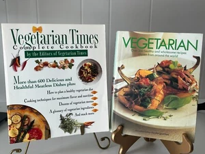 2 Vegetarian Cookbooks, 900+ recipes, excellent condition - Picture 1 of 11