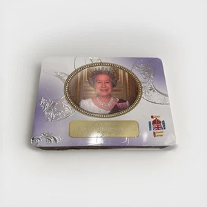 WALKERS Queen Diamond Jubilee Shortbread Biscuit Tin The Queen's 60th - Picture 1 of 13