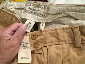 ABERCROMBIE&FITCH SIGNATURE LOGO BUTTON KHAKI STRETCH COTTON CARGO PANTS 2R NWT - Picture 1 of 8