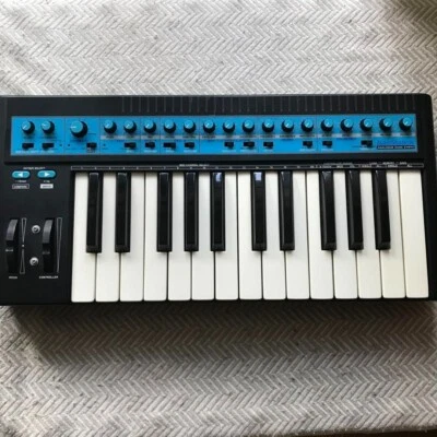 Novation Bass Station  Keyboard Synthesizer - Image 1 of 4