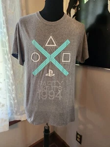 PlayStation Party Like It’s 1994 Talla Adulto Camisa Grande Gris Play Station - Imagen 1 de 2