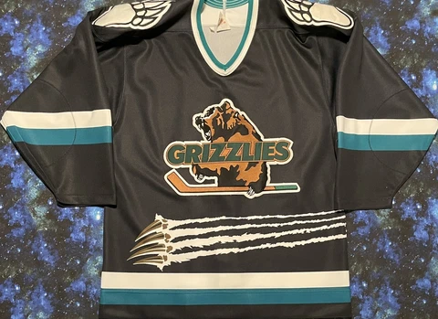 Authentic Vintage Bauer Utah Denver Grizzlies Hockey Jersey Cover