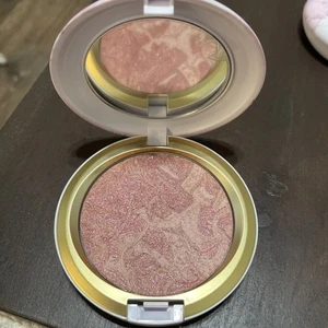 MAC Electric Wonder INTO ETERNITY Iridescent Powder LIMITED EDITION - NWOB - Picture 1 of 3