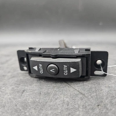 Interruptor de techo corredizo OEM Dodge Journey Nitro Jeep Cherokee Compass 68023666AA Foto 1 de 4