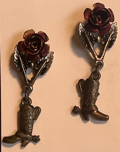 Women’s Vintage Western Cowboy Boot gold, silver and red Earrings Jewelry - Picture 1 of 5