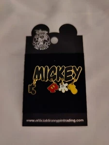 Disney Trading Mickey Mouse 3D Dangling Pin Badge - Picture 1 of 2