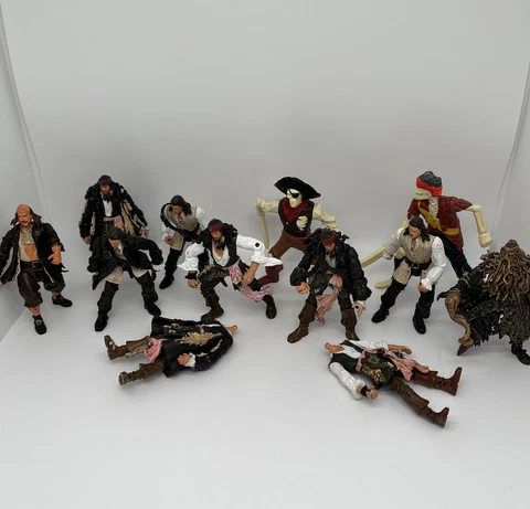 PIRATES OF THE CARIBBEAN ACTION FIGURE LOT ZIZZLE Skeletons MD Cover