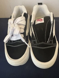 Vans Sneaker da donna Old Skool Overt Platform taglia 5 nero/bianco - Foto 1 di 15