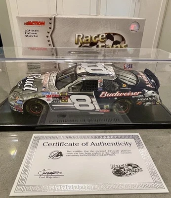 Acción RFO Platinum Dale Earthardt JR Budweiser MLB All Star Game 1 de 108 2005 Foto 1 de 4