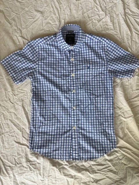 Camisa con botones a cuadros con logotipo de Nautica para niños azul/blanco talla grande (14-16) Foto 1 de 4