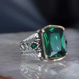 Anillo Hombre Plata de Ley 925 con Piedra Circonita Verde - Imagen 1 de 3