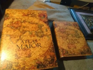 Zimlay Wood & Leather Atlas Maior Set Of 2 Faux Book Stash Boxes 9x6.5",12x8" - Picture 1 of 5