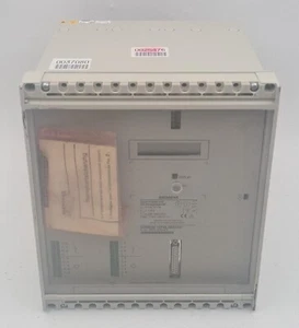 SIEMENS SIPROTEC 6MB5220-1DF45-6BA2/HH Input-Output-Unit Device 6MB5220 - Picture 1 of 8
