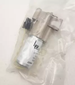 Lee LPLX0504200B Rev C Solenoid Pump T211272 Siemens Dimension Vista 1000020778 - Picture 1 of 4