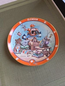 The Ultimate Clemson Football Fan by Gary Patterson - Danbury Mint - Plate C3935 - Picture 1 of 8
