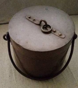 ANTICO SCALDINO RAME PORTA BRACE CON COPERCHIO SENZA FORI per sotto il tavolo - Foto 1 di 1