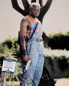 Foto firmada por Wesley Snipes "Simon Phoenix" hombre de demolición 16x20 BAS Beckett rara - Imagen 1 de 6