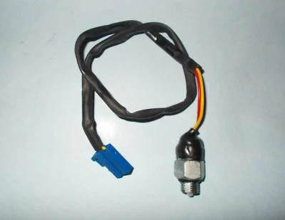 INTERRUPTOR DE LUZ DE MARCHA ATRÁS SUZUKI SJ413 SJ410 LJ80 F10A SAMURAI SIERRA DROVER Foto 1 de 4