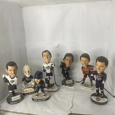 Лот из 8 ОНТАРИО ЦАРСТВОВАТЬ ХОККЕЙ BOBBLEHEAD DAVID WALKER Нолан Кинг Holloway и т.д. - Изображение 1 из 4
