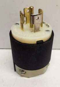 NUOVO SENZA SCATOLA! HUBBELL 30A 277/480V SPINA INGRESSO BLOCCAGGIO 3PH HBL2821 - Foto 1 di 3