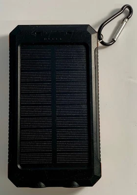 200 mA Solar Power Bank, Model S1008D, Flashlight 55 Hours, USB Output 5V/2.4 A - Image 1 of 4