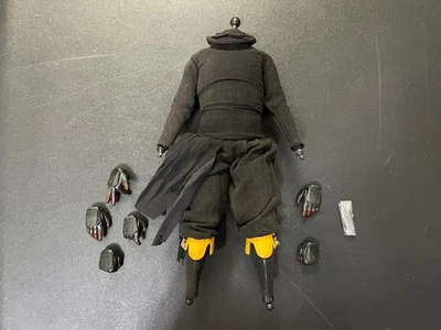 Hot Toys TMS056 Star Wars Boba Fett Repaint 1/6 Body Outfit Hands & Knee Armor - Image 1 of 2