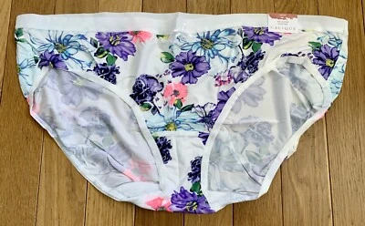 Panty Lane Bryant Cacique No Show Hipster Talla Grande 18/20 Blanco Púrpura Flor Foto 1 de 4