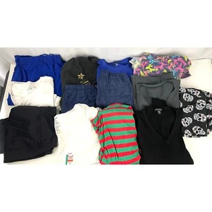 13 Pc Women's Clothing Bundle 1X XL Scrubs Tops Reseller Casual Clothes Lot - Picture 1 of 18