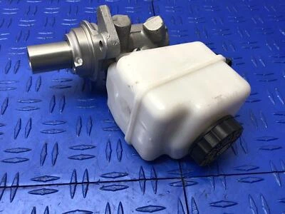 2014-2019 宝马 I8 MASTER BRAKE CYLINDER 原始设备制造商 2015 2016 2017 2018 — 第 1/4 张图片