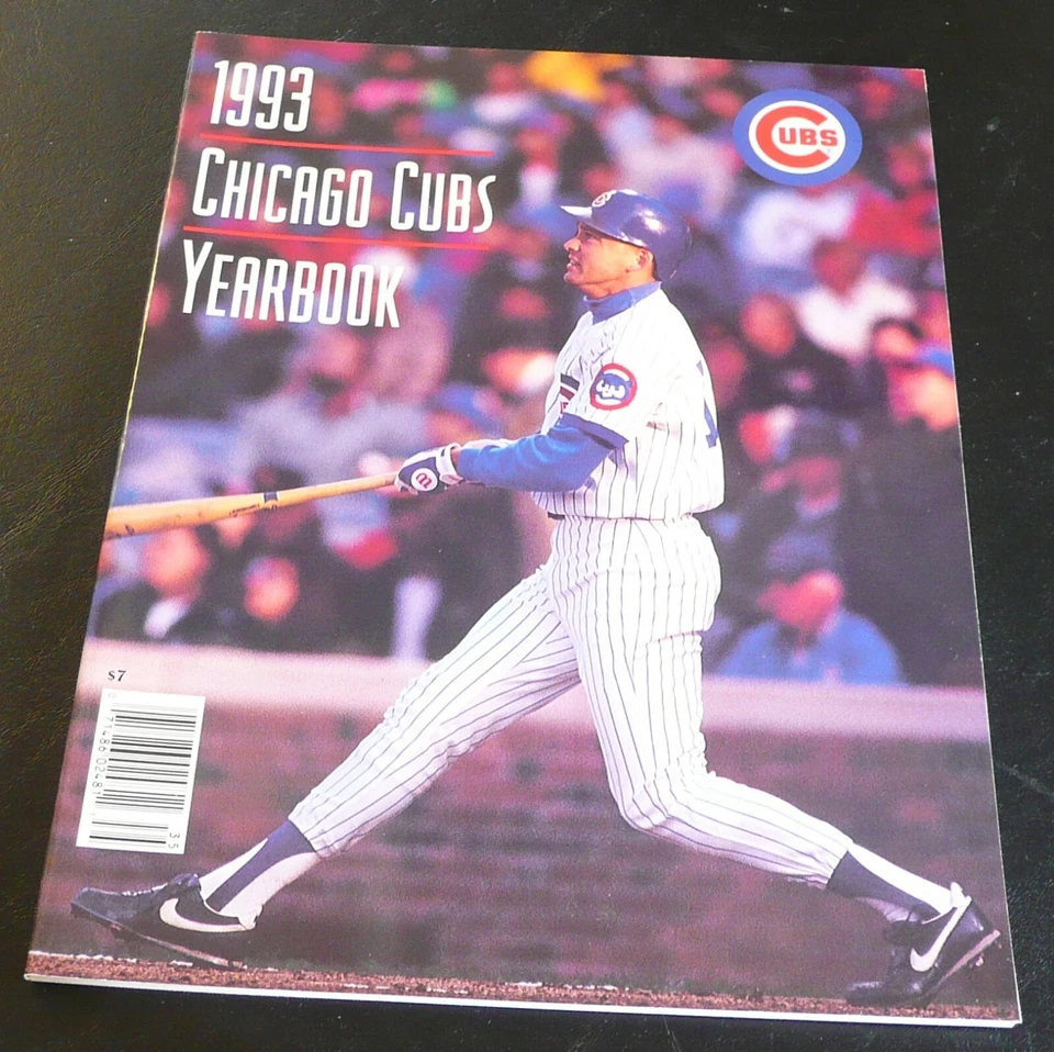 (M2) 1993 CHICAGO CUBS Yearbook RYNE SANDBERG MARK GRACE Ryne SANDBERG - Image 1 of 1