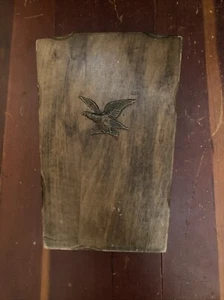 Blocco coltelli vintage in legno da appendere a parete con aquila intagliata porta 5 coltelli - Foto 1 di 24