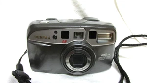 Pentax IQZoom EZY-80 fotocamera pellicola 35 mm messa a fuoco automatica punta e scatta - Foto 1 di 3
