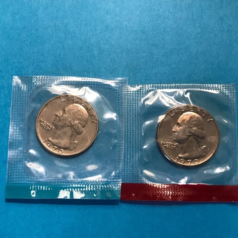 1970 P&D Washington Quarters  Unc  US Mint Cello  **See Pics    FREE SHIP Cover