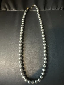 Very Nice Necklace With Silver Beads, And A Slide Closure, Elegant, And Tasteful - Picture 1 of 8