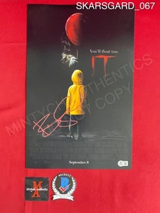 Bill Skarsgard Autogramm signed 11x17 Foto IT Pennywise Beckett COA Horror - Bild 1 von 2