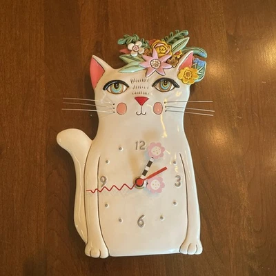 Кухонные настенные часы Michelle Allen Designs Whimsical Pretty Kitty Cat маятник - Изображение 1 из 4