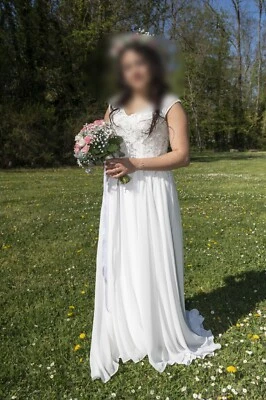 robe de mariée blanche pailletée  - Photo 1/3
