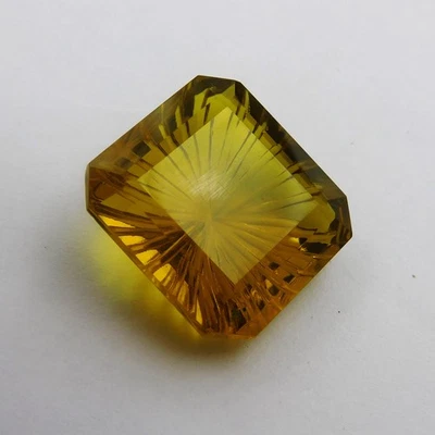 Gemas verificadas tratadas cuadradas de topacio amarillo natural extremadamente raras 46,00 quilates Foto 1 de 4