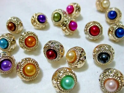 10 hübsche Knöpfe, verschiedene Farben,Farbe wählbar,ca.10mm , K120 - Bild 1 von 2