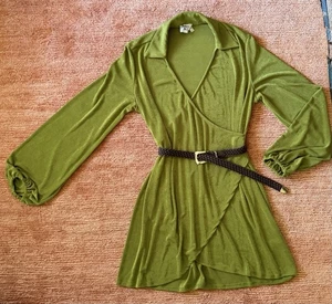 Princess Polly Green Collared Wrap Mini Dress Long Sleeve Stretch Size 8/M - Picture 1 of 10