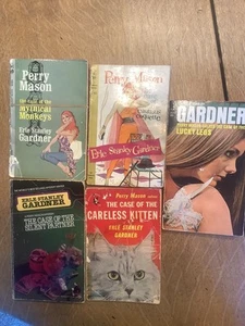 Vintage Earl Stanley Gardner set of5 paperback books (1939-1949) - Picture 1 of 12