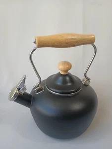 Chantal 1,8 Quart Carina Teekessel ergonomischer Griff induktionsfest mattschwarz - Bild 1 von 12